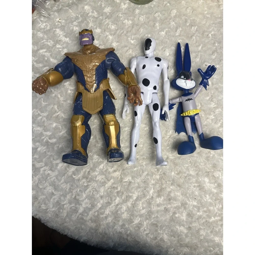 Marvel Mixed Lot 3 Action Figures Thanos & Bugs Bunny Plastic No Packaging